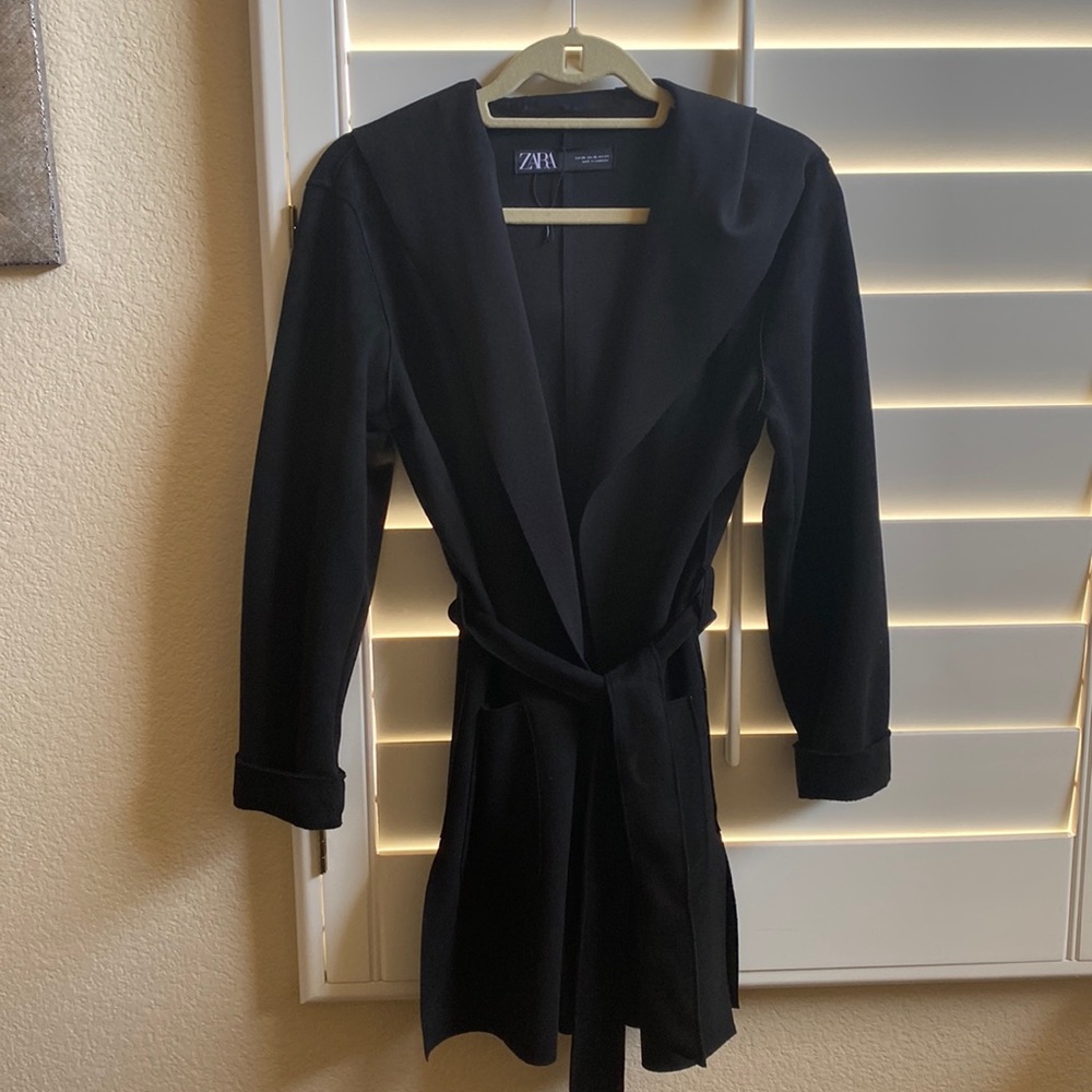 ZARA BLACK JACKET WITH SELF BELT